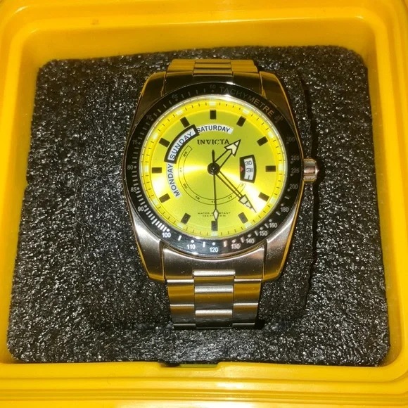 Accessories | Mens Invicta Watch New With Tags | Poshmark display picture 3
